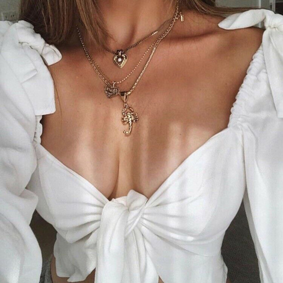 [SOLD]  Stone Cold Fox “Kini Crop” top blouse - Picture 3 of 7